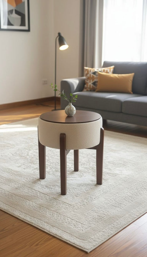 Pouf and table
