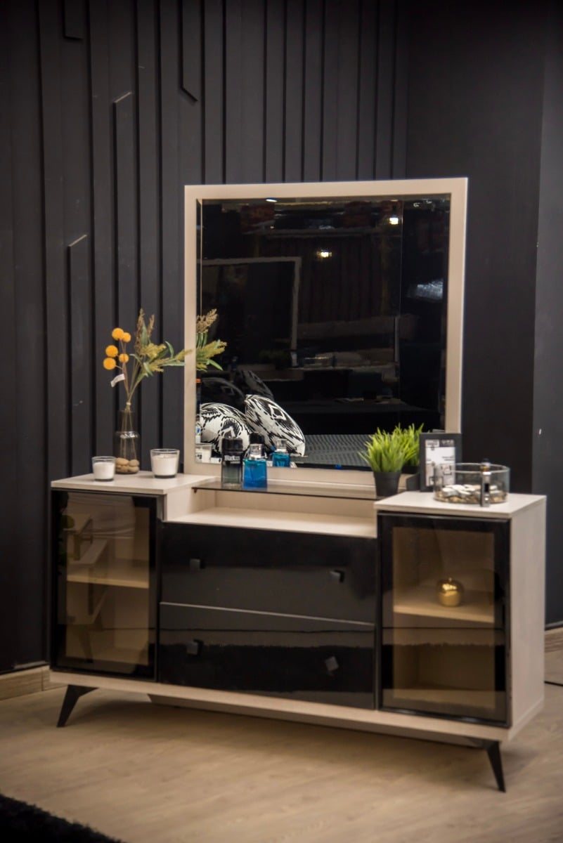 5-piece counter good wood bedroom set - beige and black